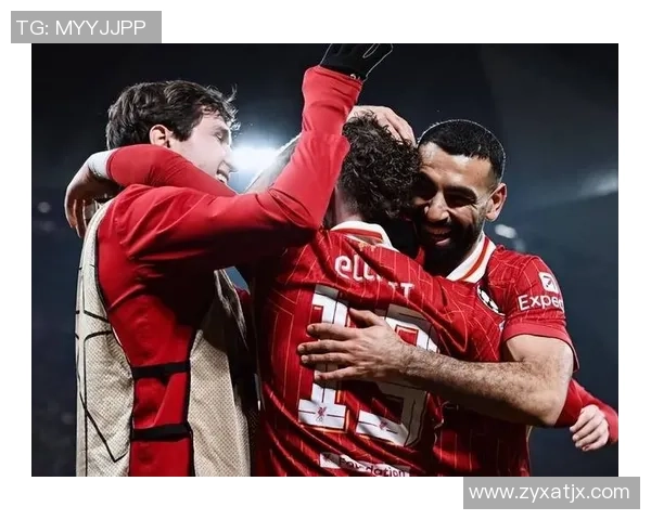 利物浦与巴萨激战回顾球迷热议经典对决与战术较量 利物浦与巴萨激战回顾球迷热议经典对决与战术较量